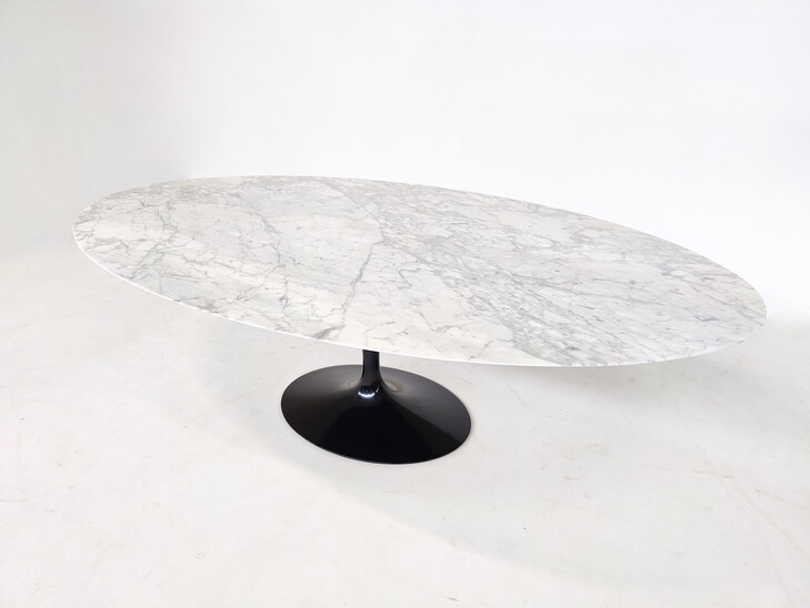 Mid-Century Modern Dining Table by Eero Saarinen for Knoll International, 1960s