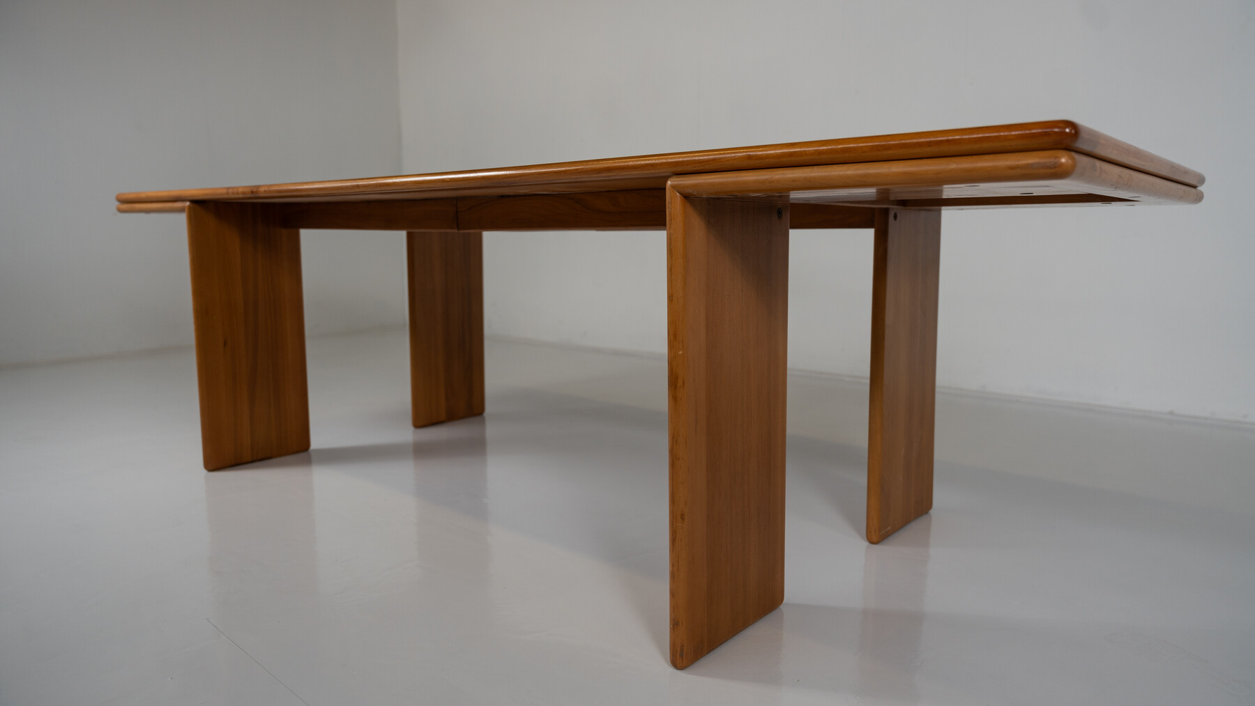 Mid-Century Modern Dining Table in the style of Mario Marenco, Italy, 1980s