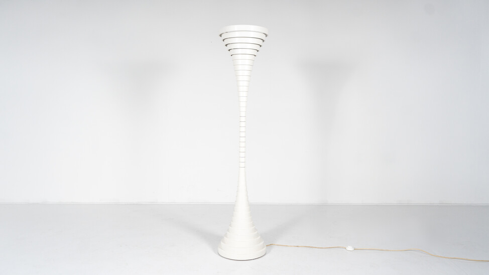 Mid-Century Modern 'Helga' Floor Lamp by Silvio Bilangione and Paolo Portoghesi for Fumagalli, Italy, 1967
