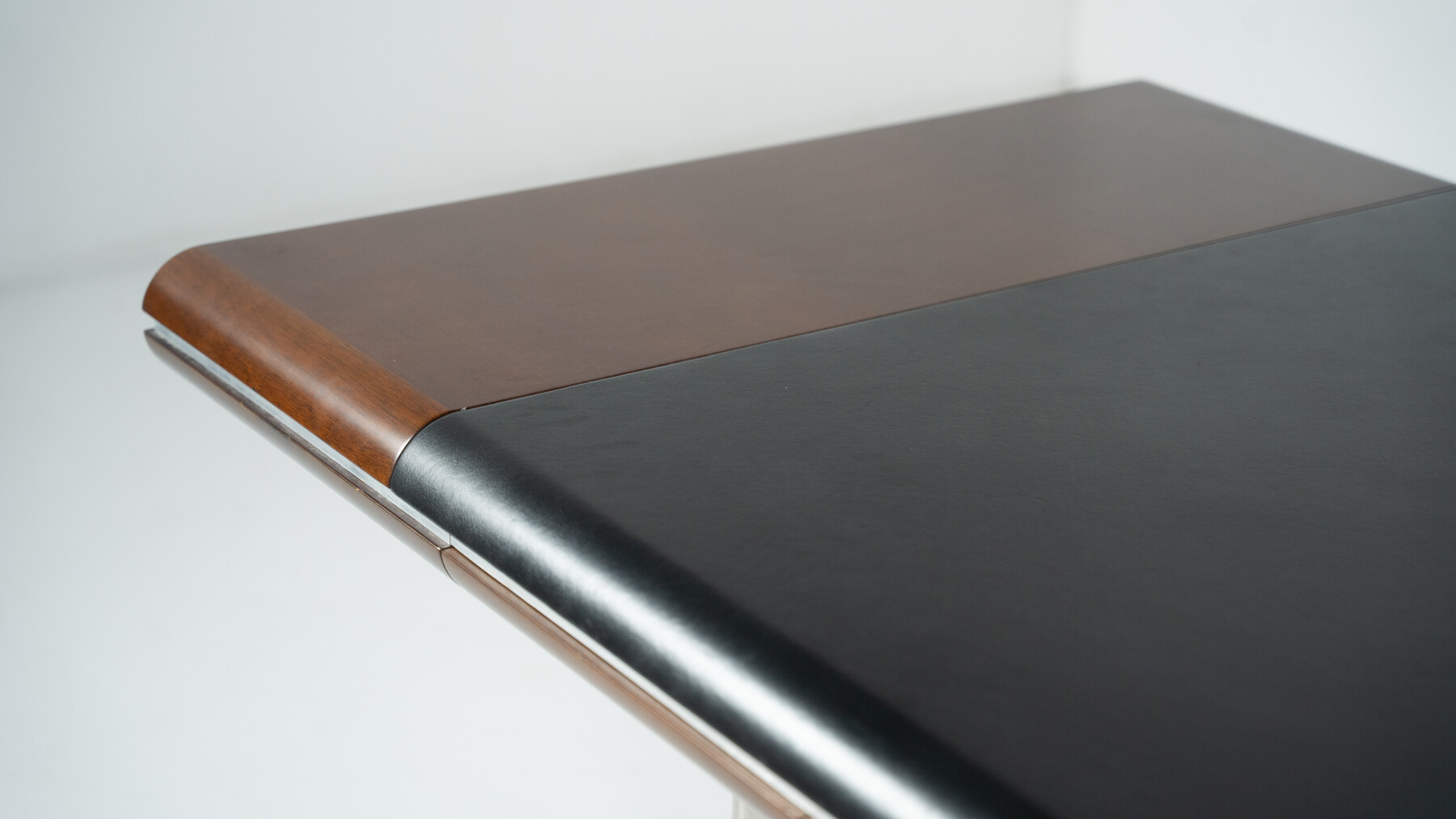 Mid-Century Modern Italian Desk by Hans von Klier for Skipper, 1970s