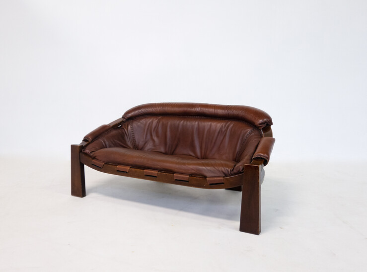 Mid-Century Modern Italian Sofa by Luciano Frigerio, Leather, 1970s