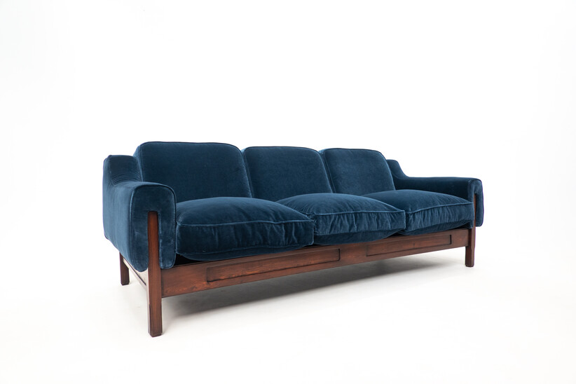 Mid-Century Modern Italian Sofa, Wood and Blue Velvet, 1960s