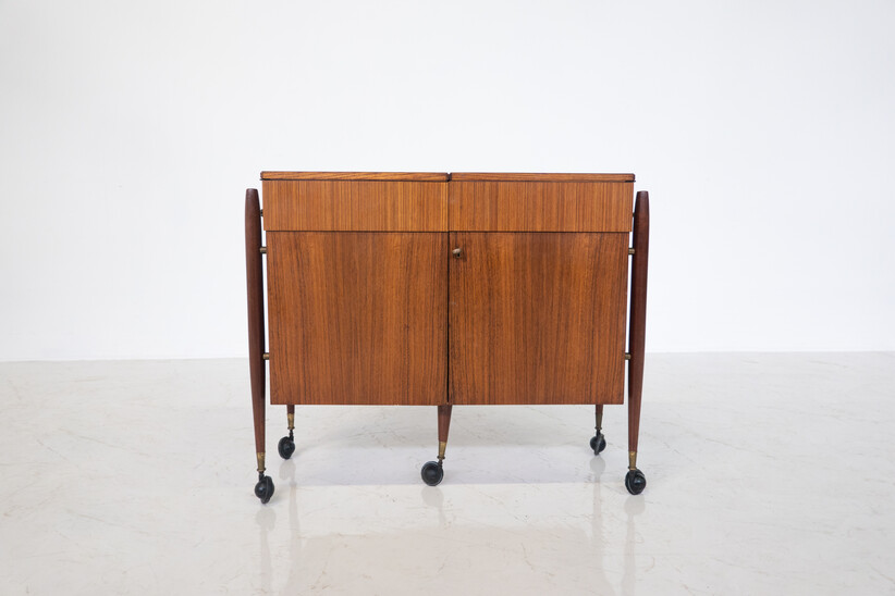 Mid-Century Modern Italian Wooden Bar, 1960s