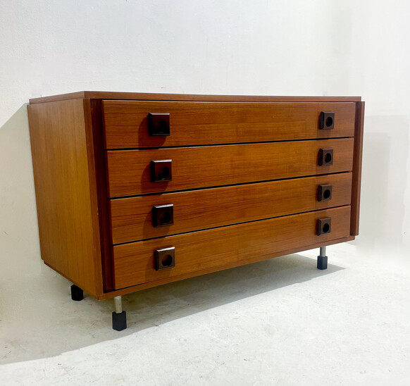 Mid-Century Modern Italian Wooden Chest of Drawers, 1960s