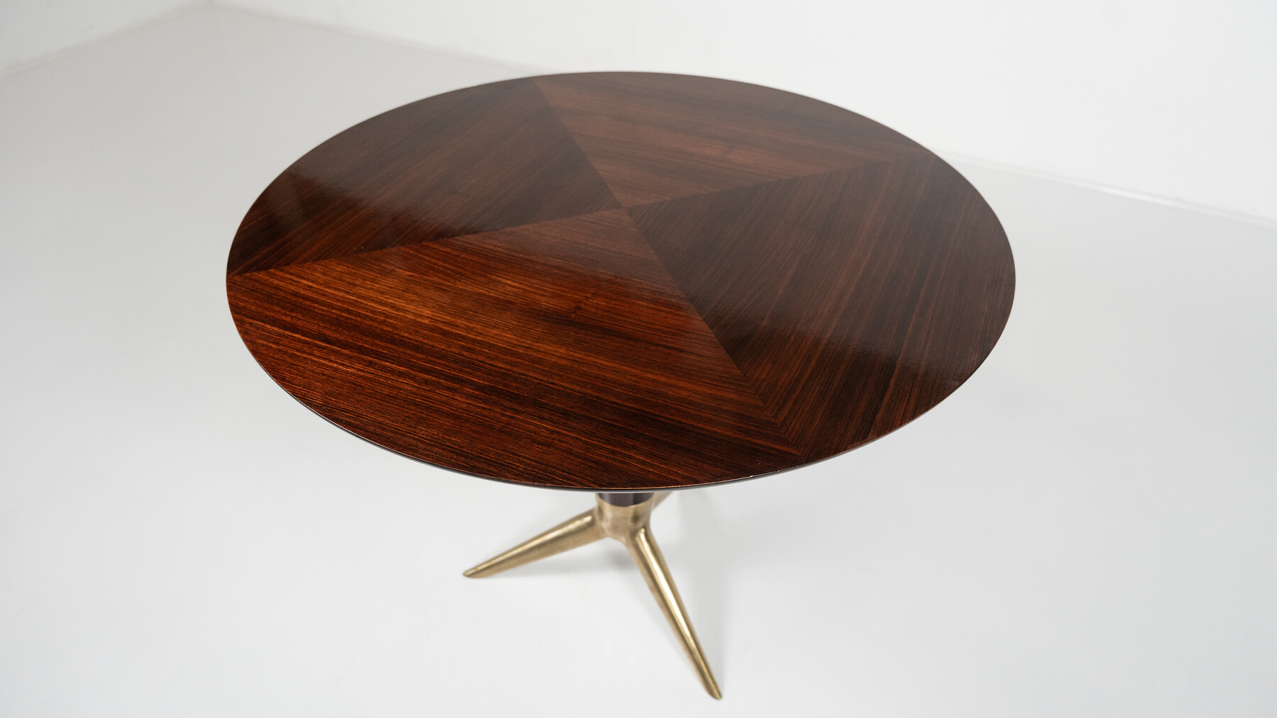 Mid-Century Modern Maple and Brass Round Gueridon by I.S.A Bergamo, 1950s