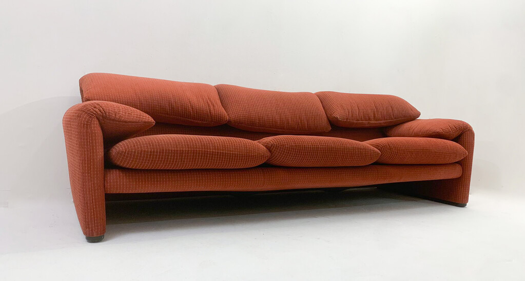 Mid-Century Modern Maralunga Sofa by Vico Magistretti, Original Red Fabric, 1970s