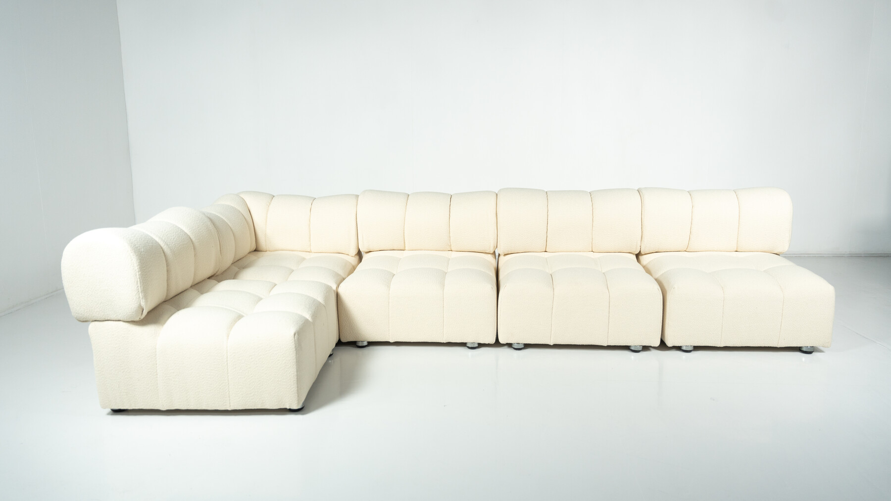 Mid-Century Modern Modular Sofa, Italy, 1970s - New Upholstery 
