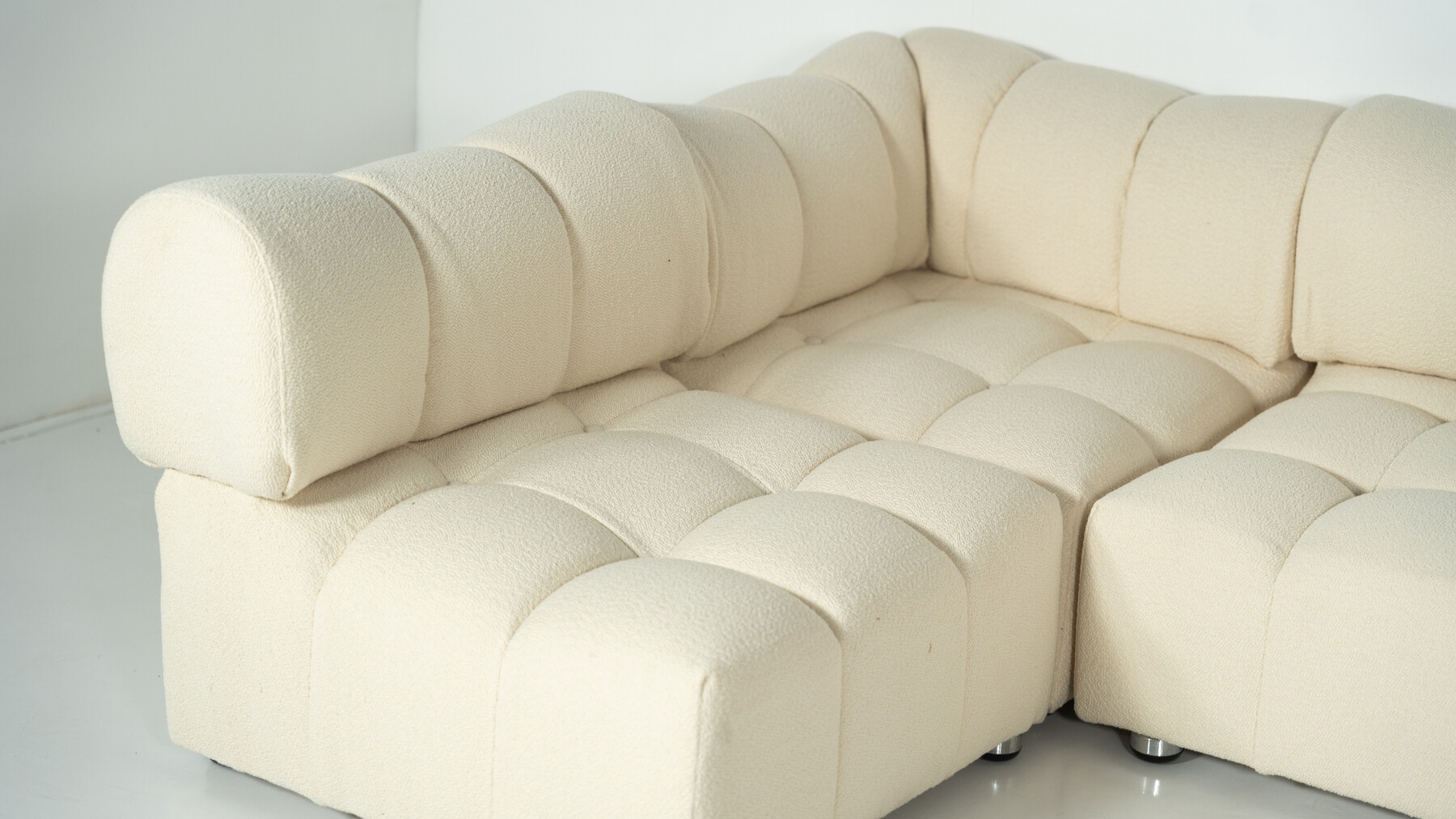 Mid-Century Modern Modular Sofa, Italy, 1970s - New Upholstery 