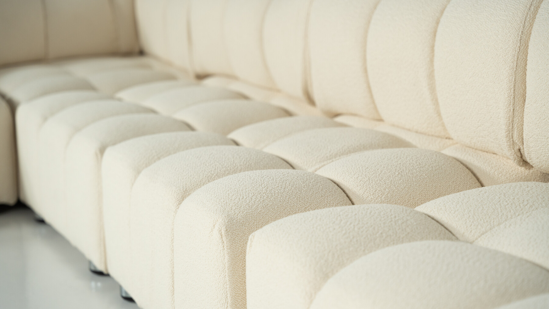 Mid-Century Modern Modular Sofa, Italy, 1970s - New Upholstery 