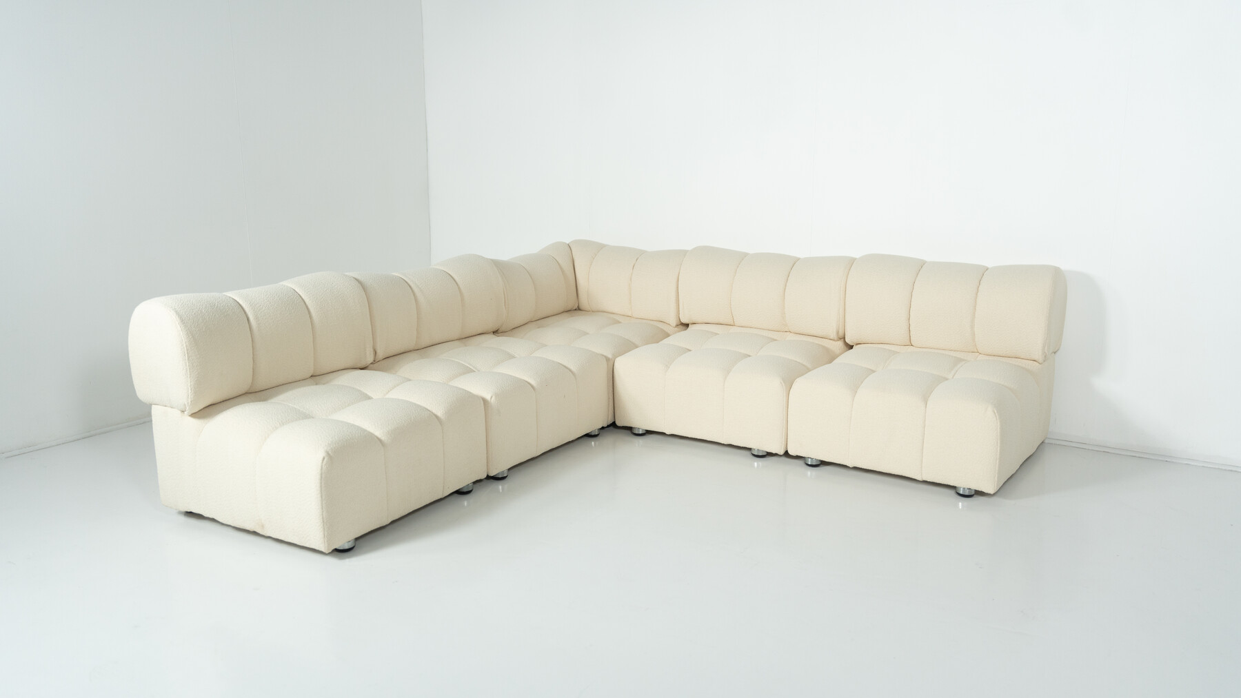 Mid-Century Modern Modular Sofa, Italy, 1970s - New Upholstery 