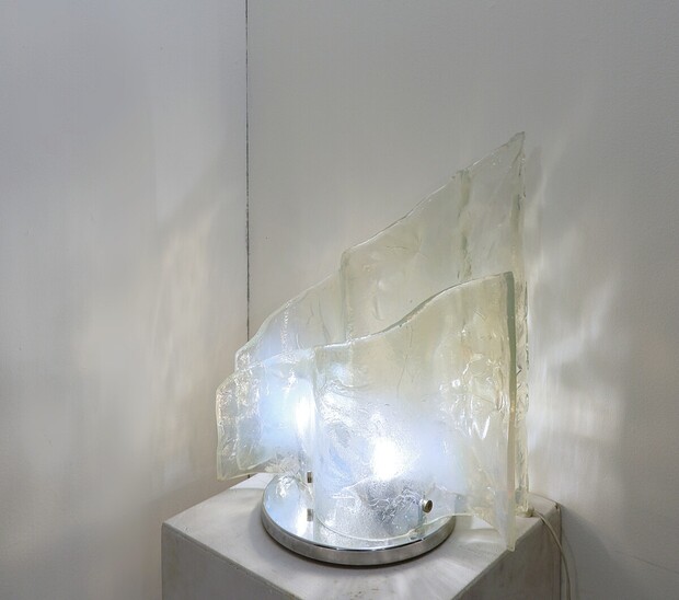 Mid Century Modern Opalescent Table Lamp by Carlo Nason for Mazzega 1960s