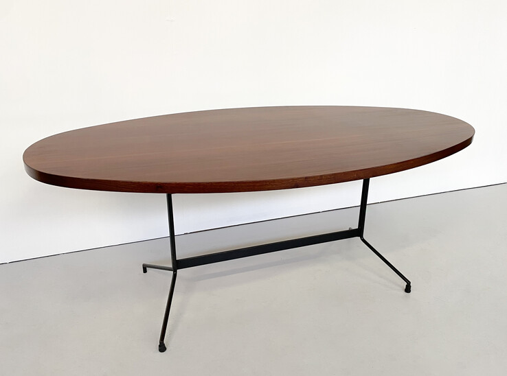 Mid-Century Modern Oval Dining Table