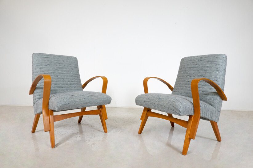 Mid-Century Modern Pair of Armchairs, 1950s, Czech Republic (New Uphostery)