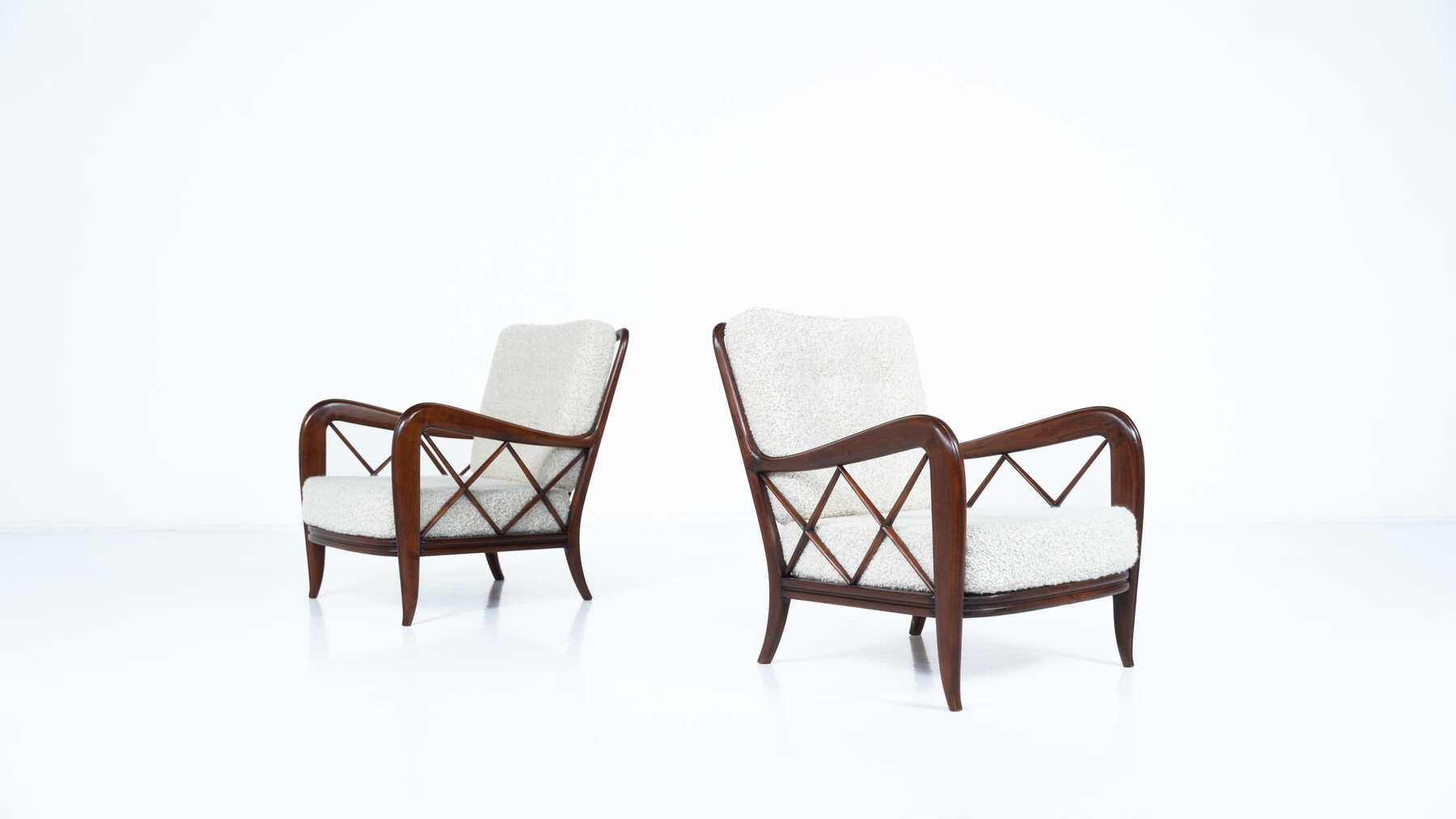Mid-Century Modern Pair of Armchairs by Paolo Buffa, Italy, 1950s - New Upholstery
