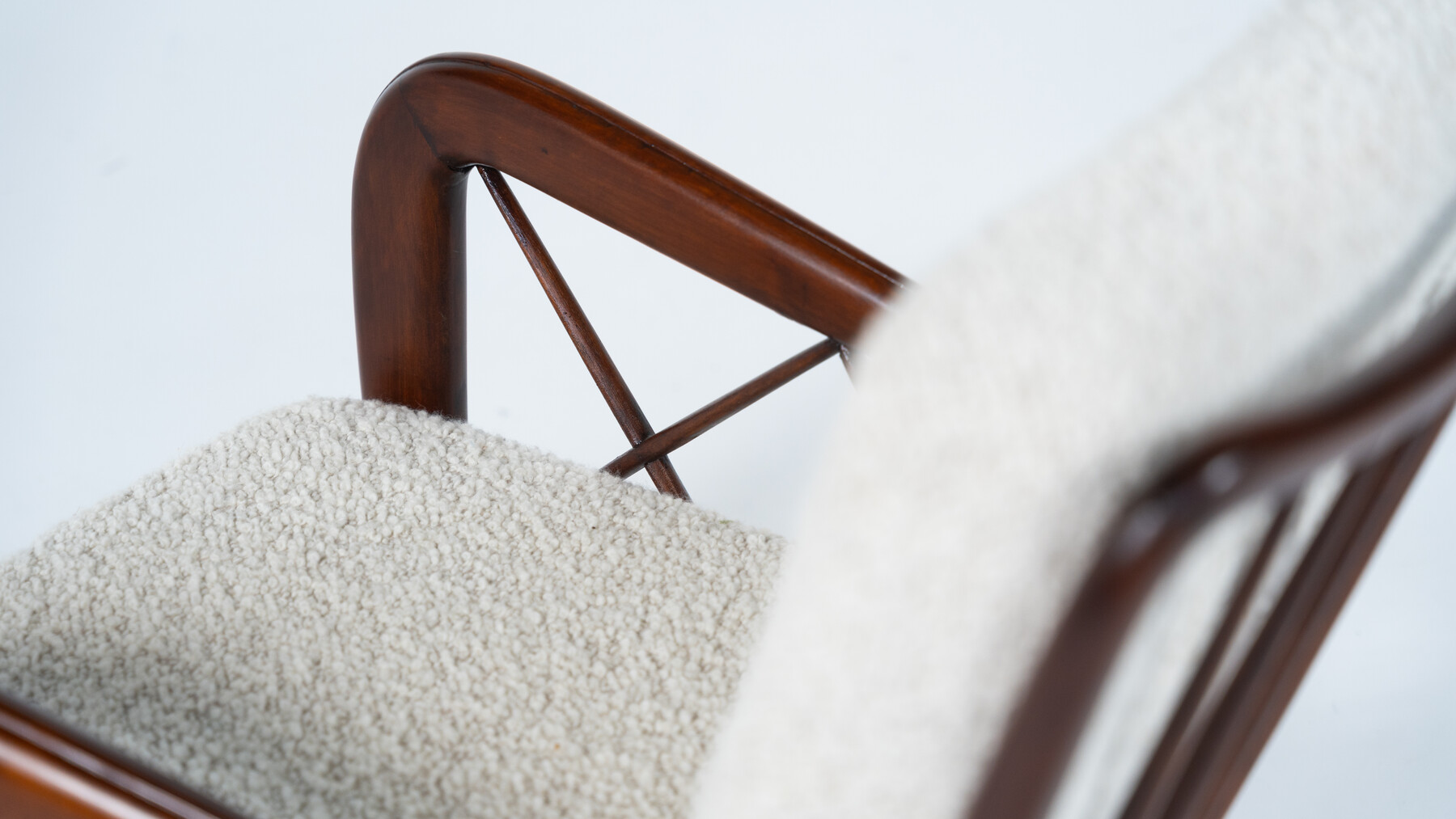 Mid-Century Modern Pair of Armchairs by Paolo Buffa, Italy, 1950s - New Upholstery