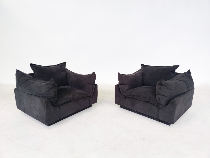 Mid-Century Modern Pair of Armchairs 