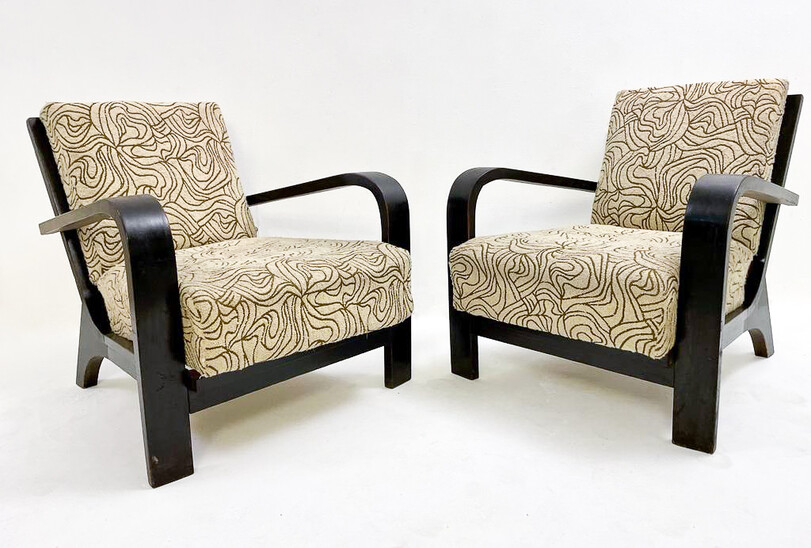 Mid-Century Modern Pair of Armchairs, Oak, Hungary, 1940s - Original Upholstery