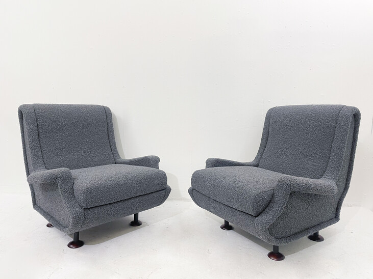 Mid-Century Modern Pair of Armchairs 