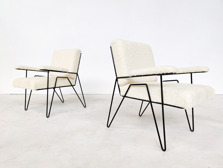 Mid-Century Modern Pair of Armchairs, White Boucle Fabric, Hungary, 1950s