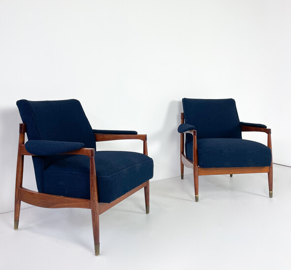 Mid-Century Modern Pair of Armchairs, Wood and Blue Boucle Fabric, Italy,1960s - New Upholstery