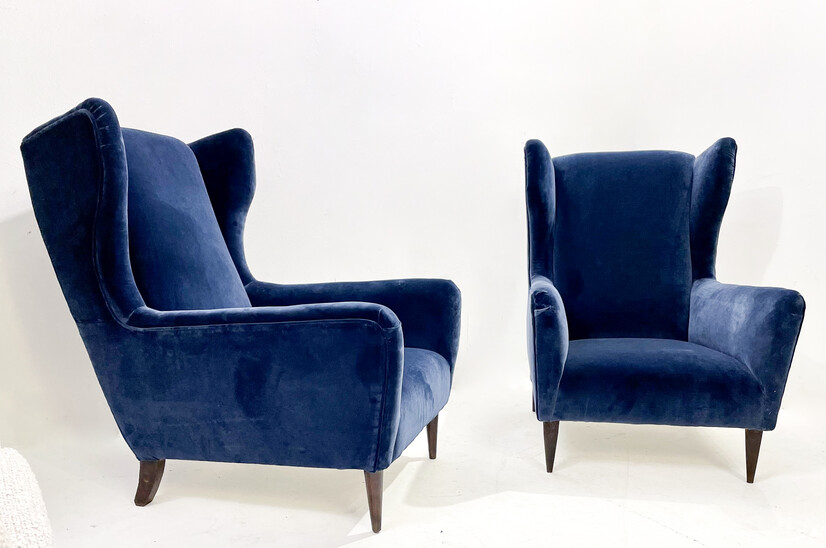 Mid-Century Modern Pair of Italian Armchairs, Blue Velvet, 1950s