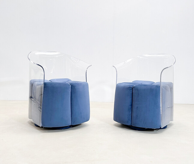 Mid-Century Modern Pair of Lucite Armchairs, Blue Velvet, Italy, 1970s