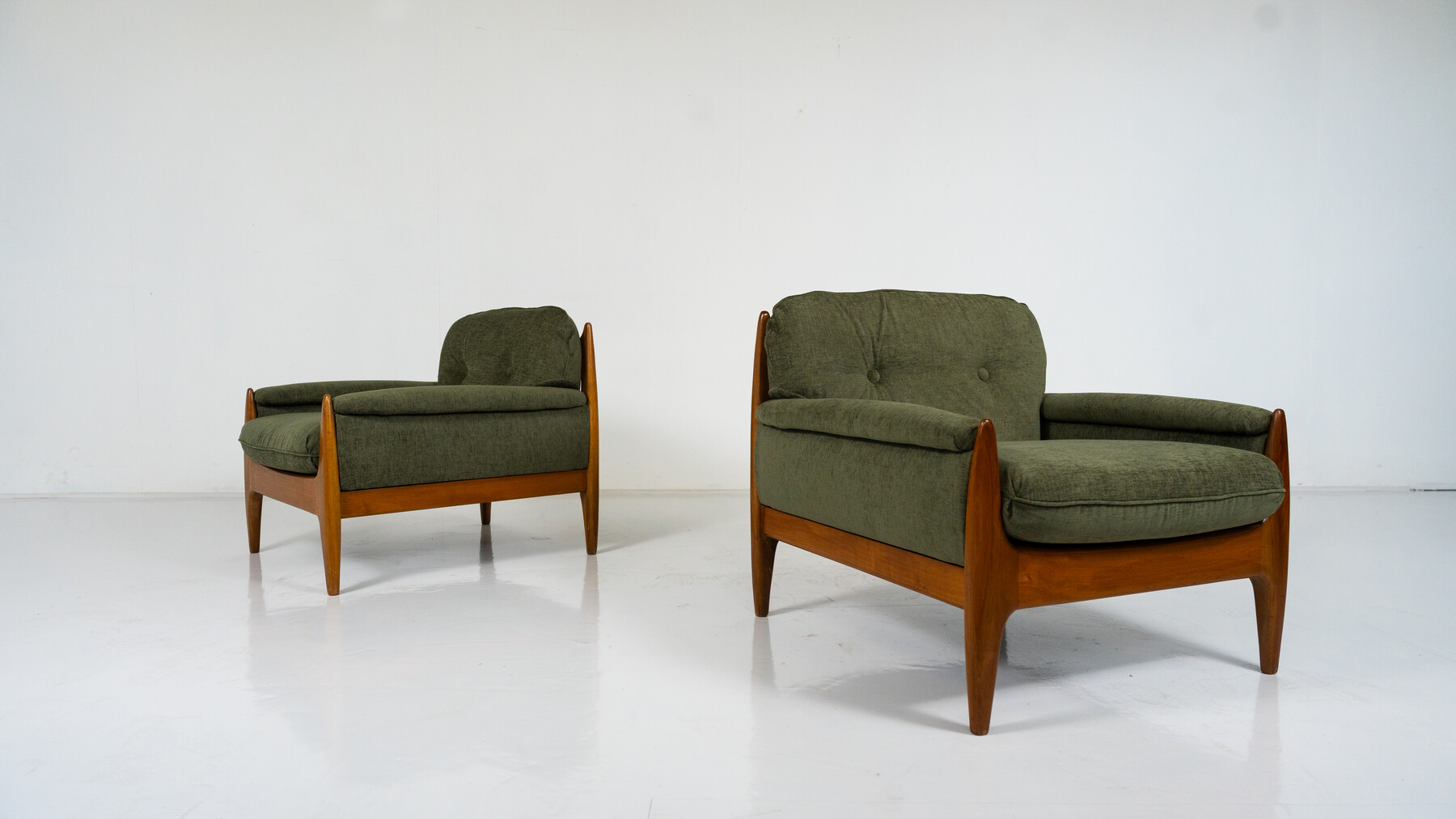 Mid-Century Modern Pair of Scandinavian Armchairs, 1960s - New Upholstery