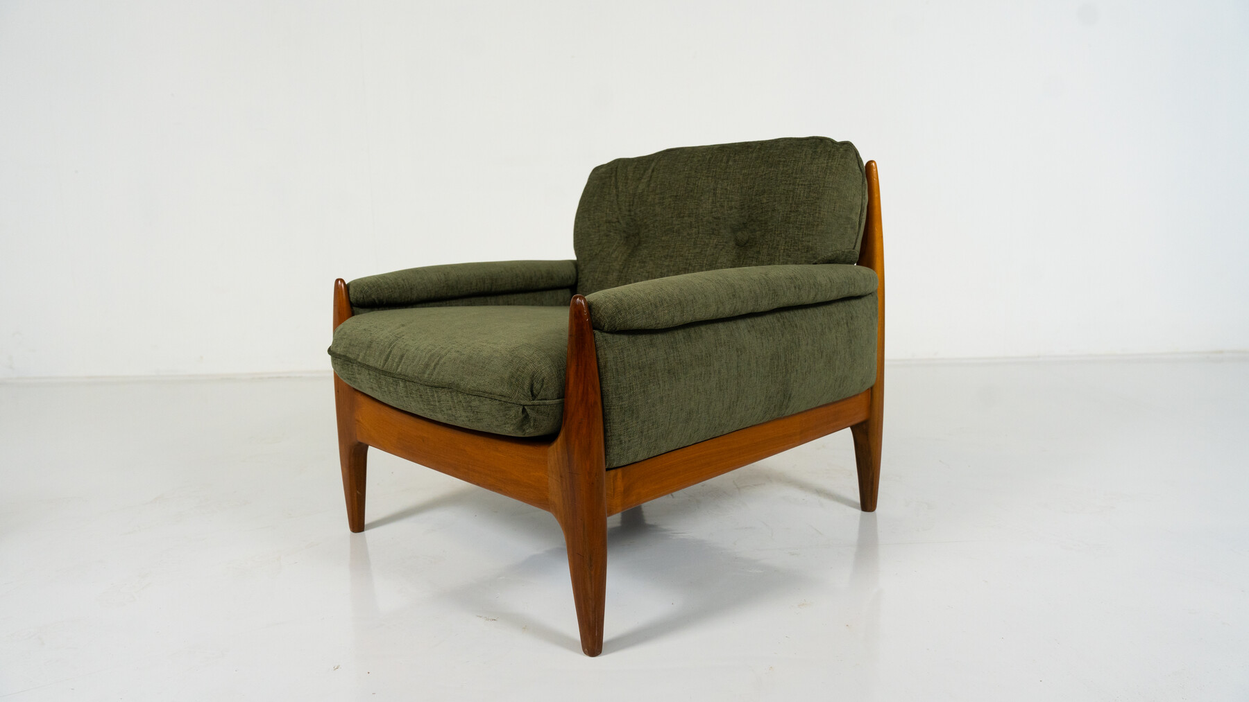 Mid-Century Modern Pair of Scandinavian Armchairs, 1960s - New Upholstery