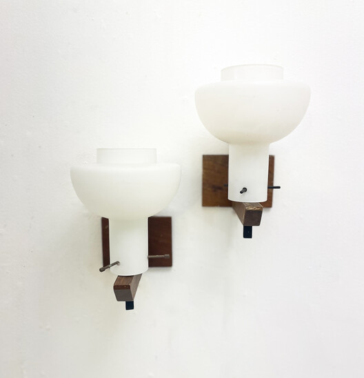 Mid-Century Modern Pair of Wall Light, Wood and Opaline, 1970s