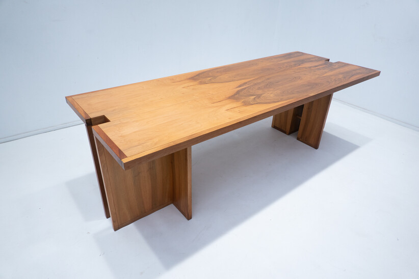 Mid-Century Modern Rare Dining Table by Scarpa for Bernini, Walnut, Italy, 1960s