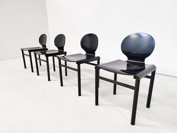 Mid-Century Modern Rare  Set of 4 Chairs by Afra and Tobia Scarpa, Molteni, 1960s