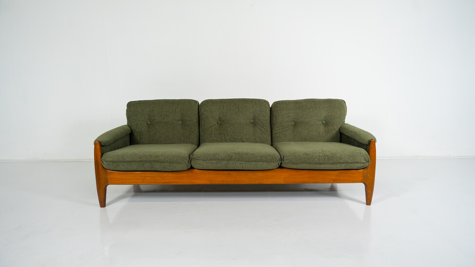 Mid-Century Modern Scandinavian Sofa, 1960s - New Upholstery