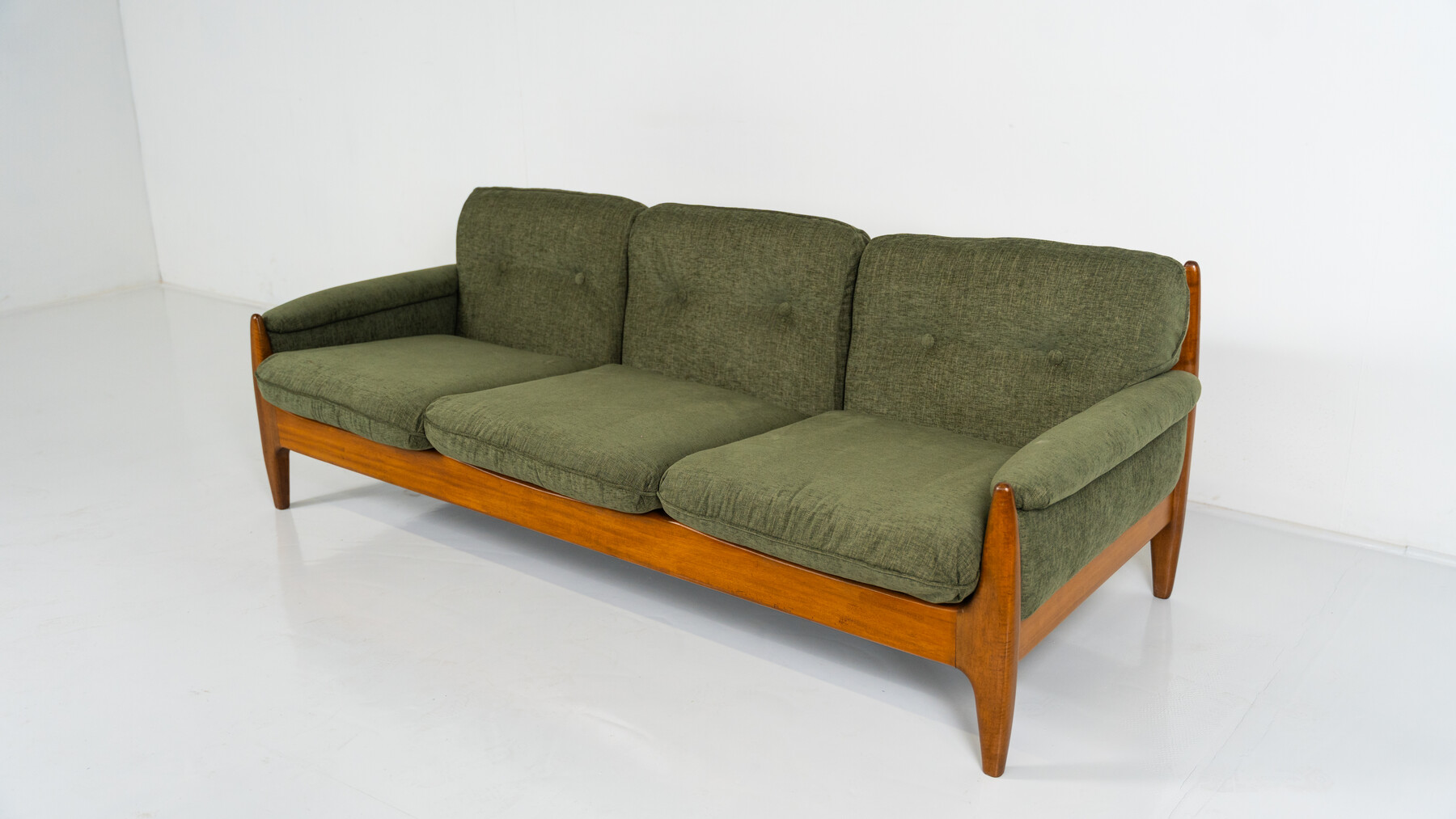 Mid-Century Modern Scandinavian Sofa, 1960s - New Upholstery