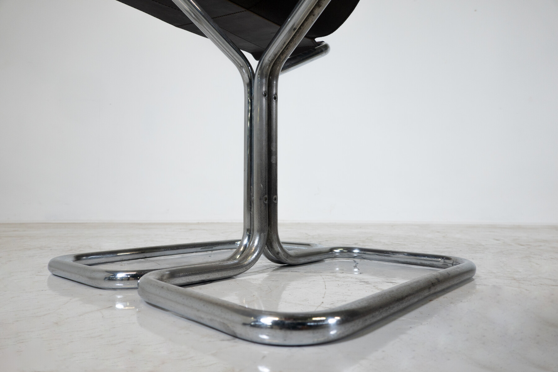 Mid-Century Modern Set of 10 'Topos' Chairs by Gruppo DAM for Busnelli, 1970s