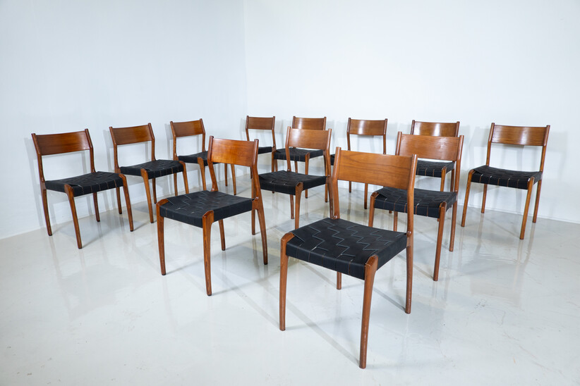 Mid-Century Modern Set of 12 Dining Chairs by Fratelli Reguitti, Italy, 1950s