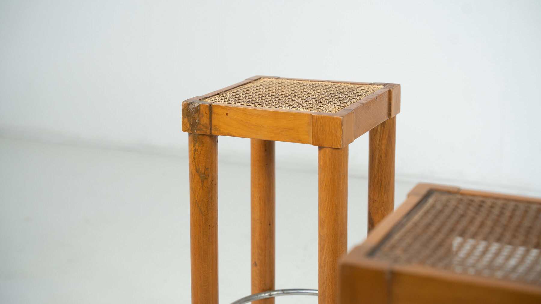 Mid-Century Modern Set of 4 barstools