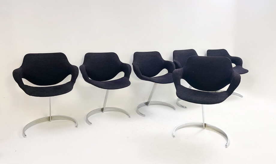 Mid-Century Modern  Set of 6 Scimitar Armchairs by Boris Tabacoff, , édition M.M.M. , 1970s