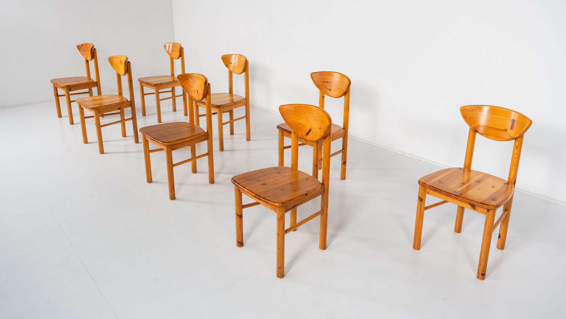 Mid-Century Modern Set of 8 Pitchpin Chairs by Rainer Daumiller, 1970s