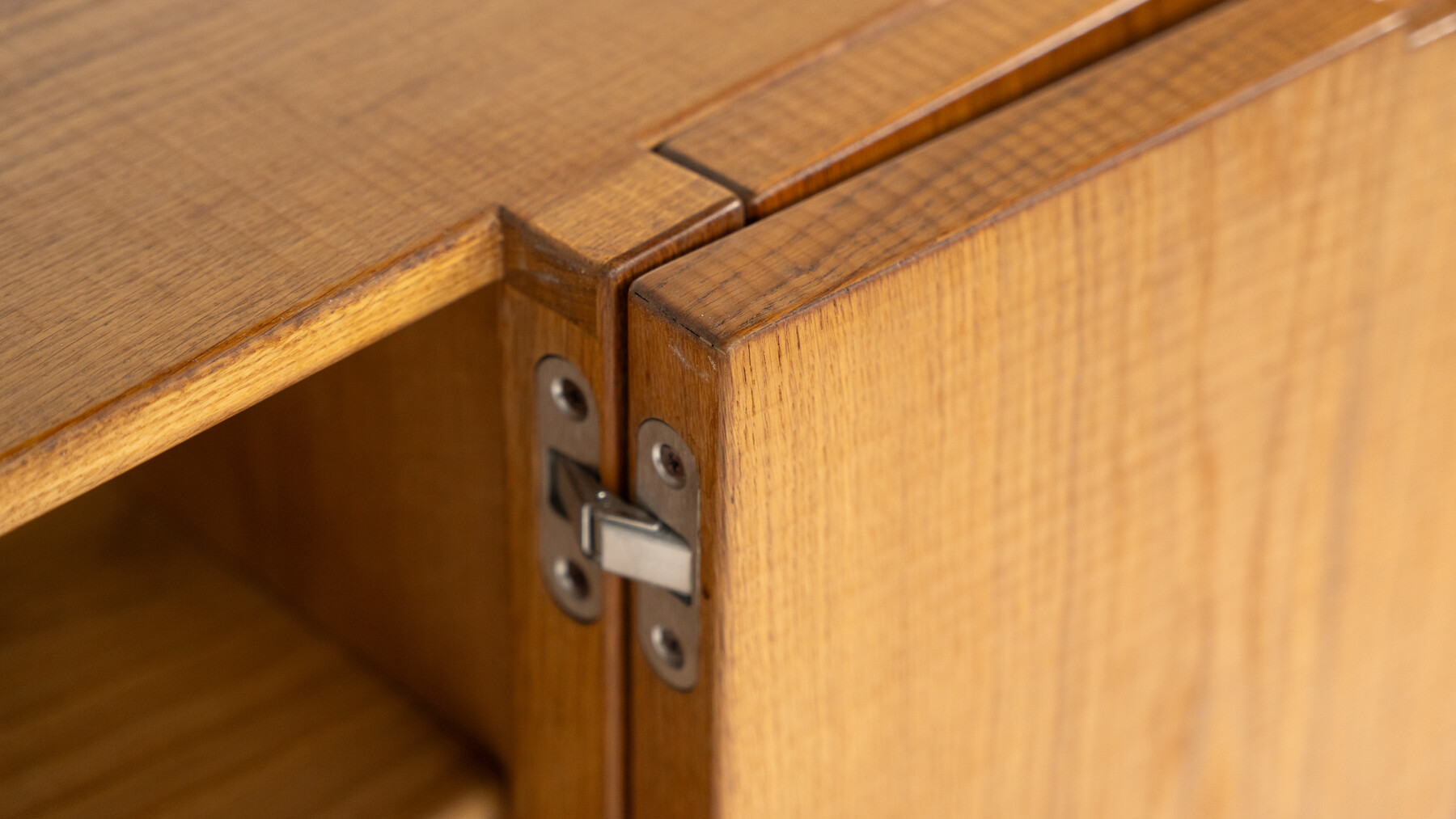 Mid-Century Modern Sideboard by Guiseppe Rivadossi, 1970s