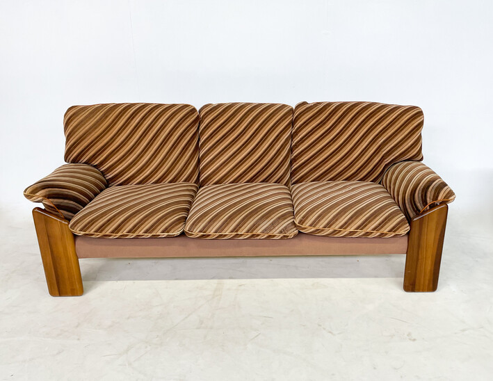 Mid-Century Modern Sofa by Sapporo For Mobil Girgi, 1970s