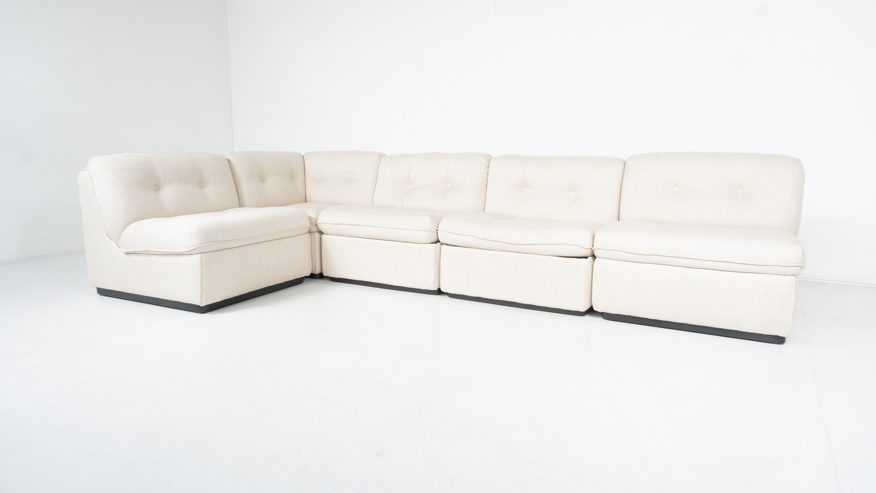 Mid-Century Modern Sofa/ Sofa Bed, Italy, New Upholstery 