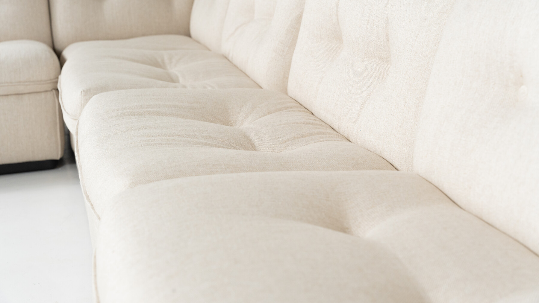 Mid-Century Modern Sofa/ Sofa Bed, Italy, New Upholstery 