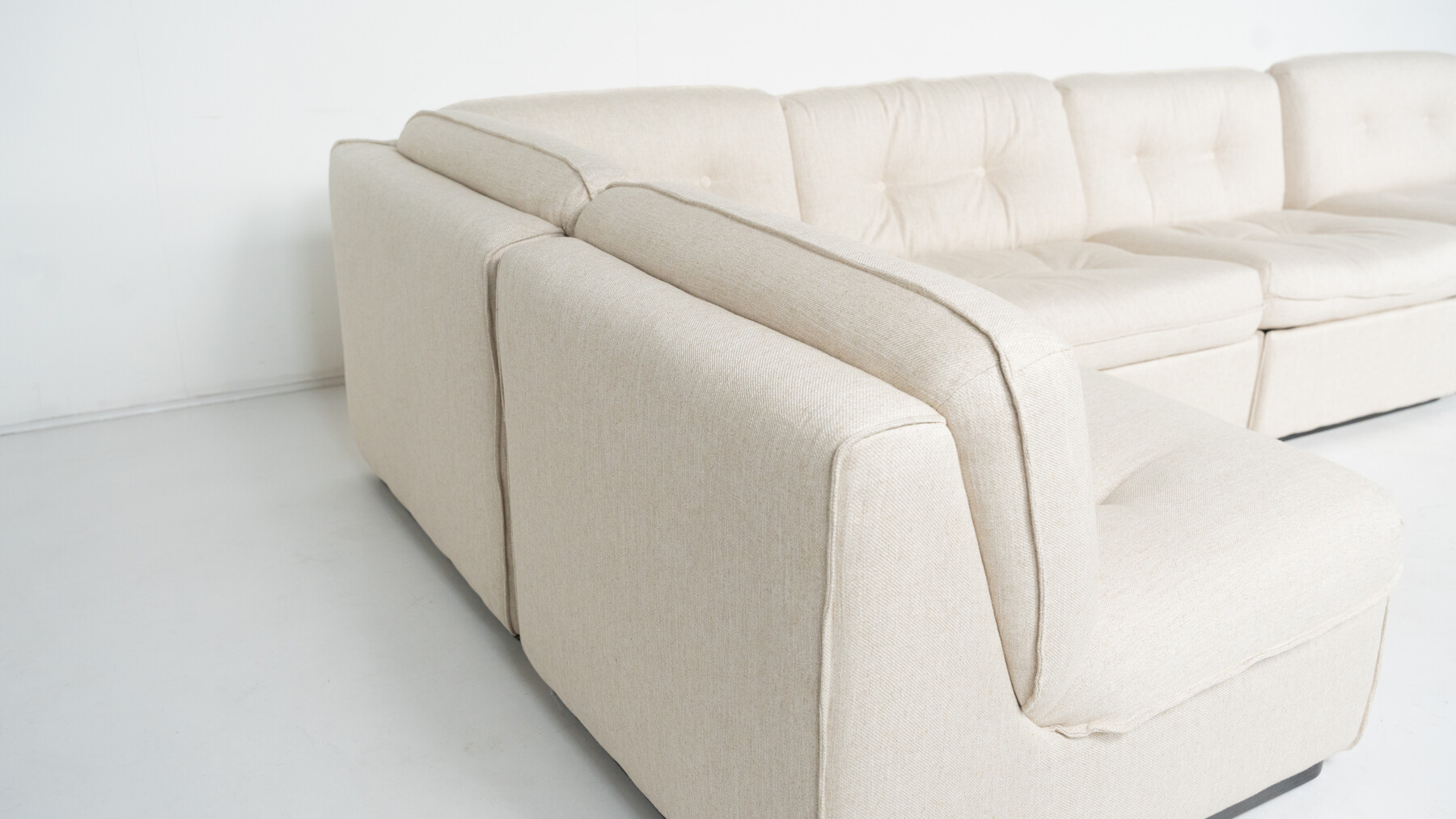 Mid-Century Modern Sofa/ Sofa Bed, Italy, New Upholstery 