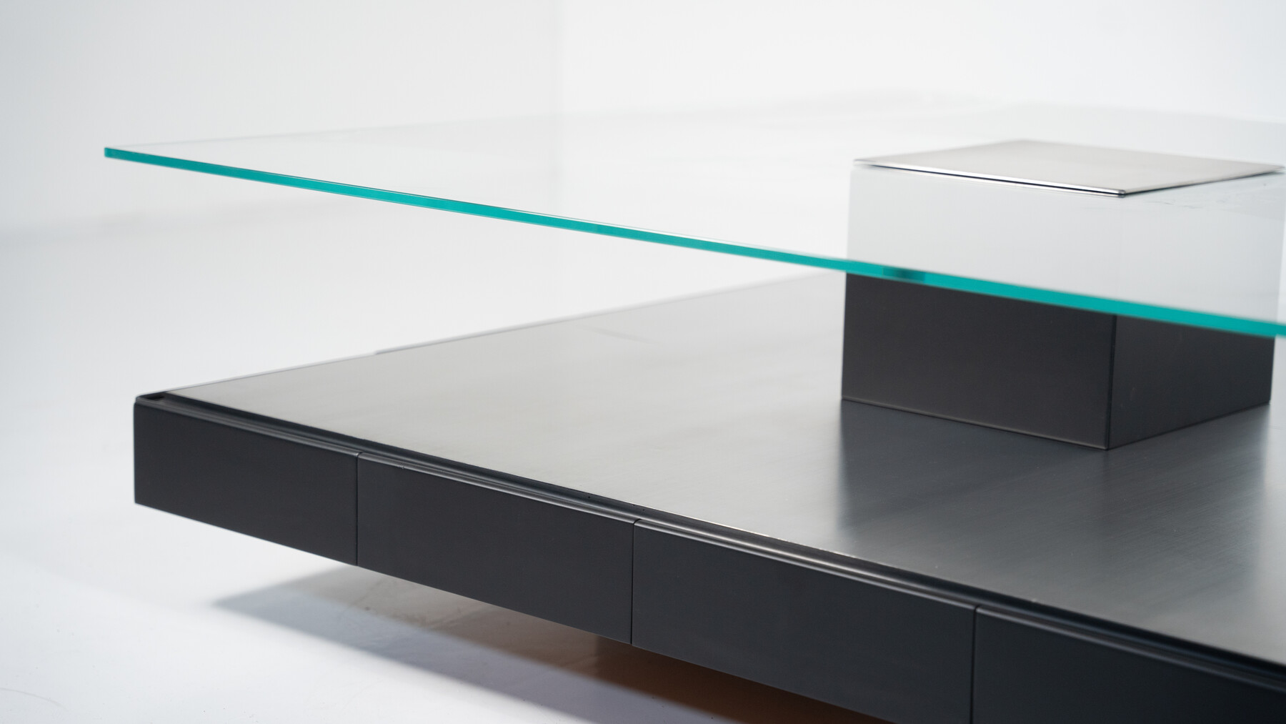 Mid-Century Modern Tecno T147 Coffee Table by Marco Fantoni, Italy,1970s