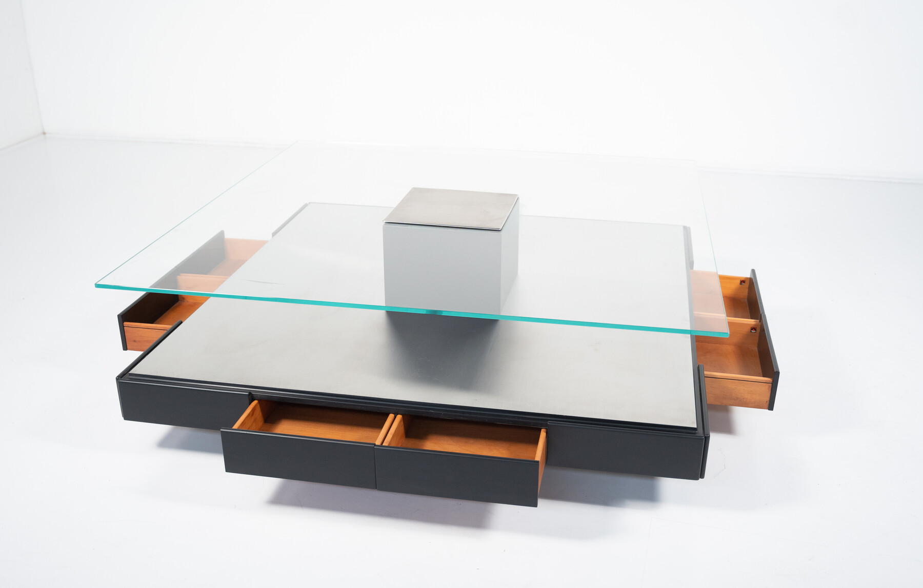 Mid-Century Modern Tecno T147 Coffee Table by Marco Fantoni, Italy,1970s