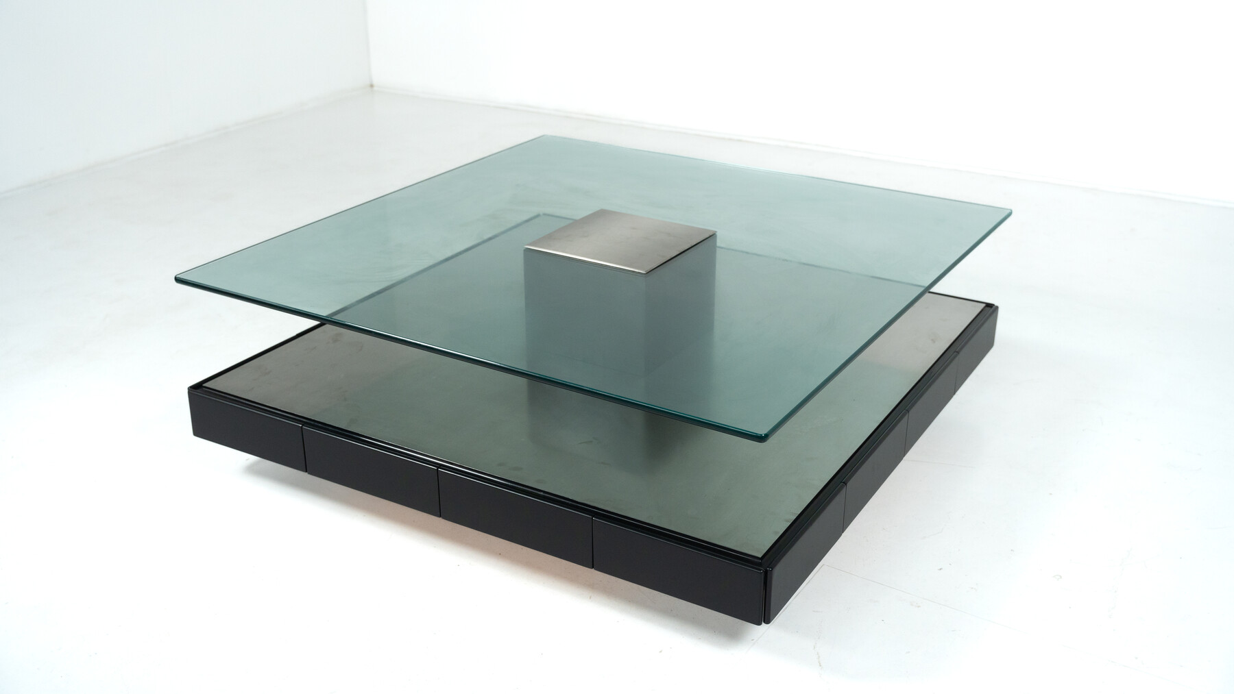 Mid-Century Modern Tecno T147 Coffee Table by Marco Fantoni, Italy,1970s