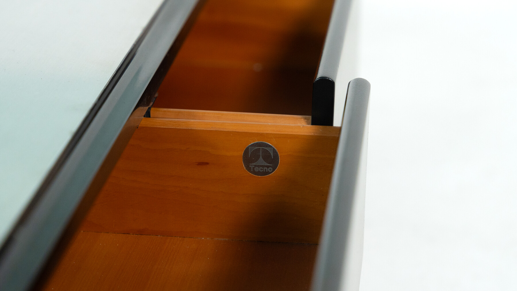 Mid-Century Modern Tecno T147 Coffee Table by Marco Fantoni, Italy,1970s