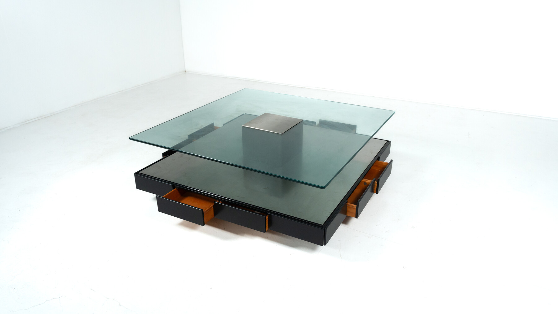 Mid-Century Modern Tecno T147 Coffee Table by Marco Fantoni, Italy,1970s