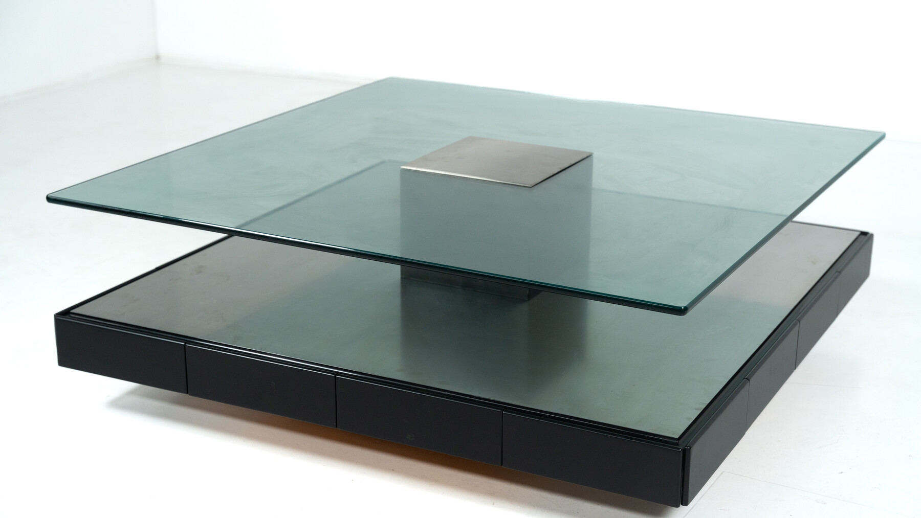 Mid-Century Modern Tecno T147 Coffee Table by Marco Fantoni, Italy,1970s