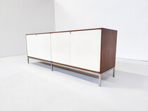 Mid-Century Modern White Sideboard by Florence Knoll, Wood and Metal, 1960s